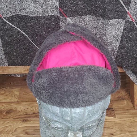 Columbia winter hat youth with heat reflecting material inside - Picture 4 of 6